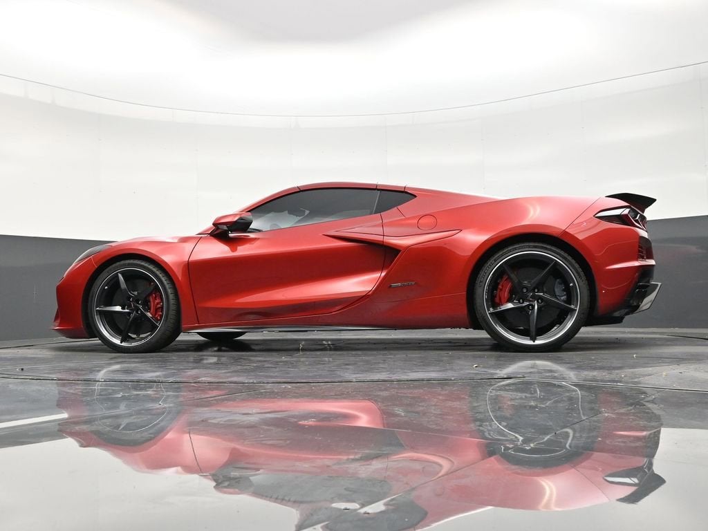 2025 Chevrolet Corvette E-Ray 2LZ