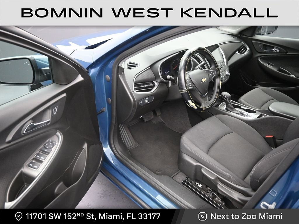 2025 Chevrolet Malibu LS