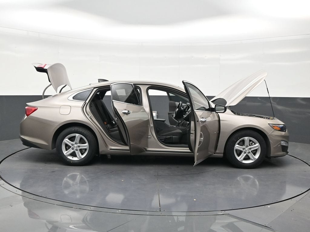 2023 Chevrolet Malibu LS