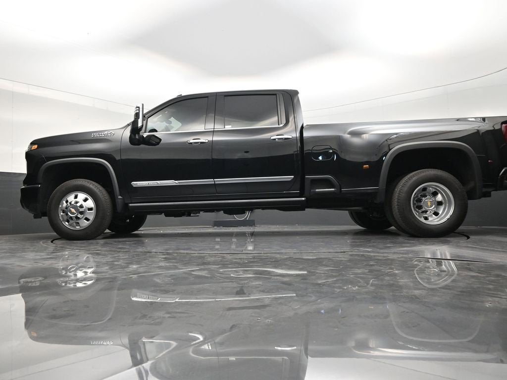 2025 Chevrolet Silverado 3500 HD High Country DRW