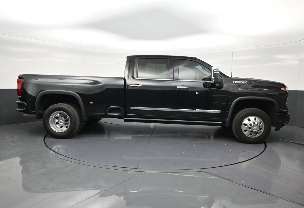 2025 Chevrolet Silverado 3500 HD High Country DRW