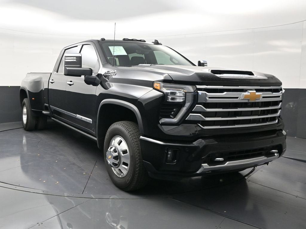 2025 Chevrolet Silverado 3500 HD High Country DRW