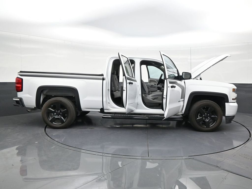 2018 Chevrolet Silverado 1500 Custom