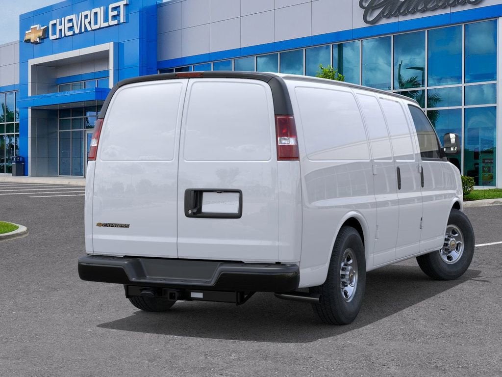 2025 Chevrolet Express Cargo WT