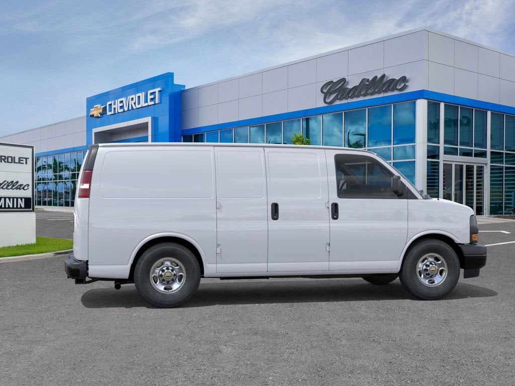 2025 Chevrolet Express Cargo WT