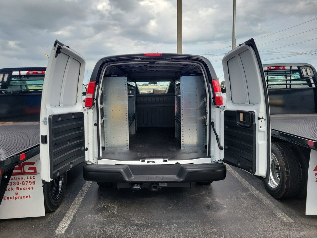 2025 Chevrolet Express Cargo 2500 WT