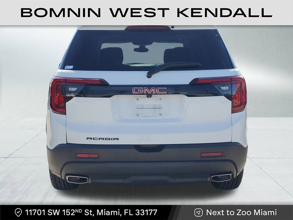 2022 GMC Acadia SLE