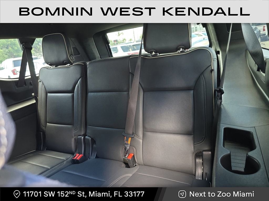 2023 GMC Yukon XL SLT