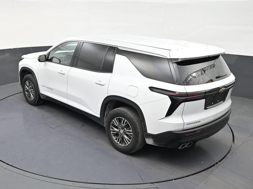 2024 Chevrolet Traverse LS