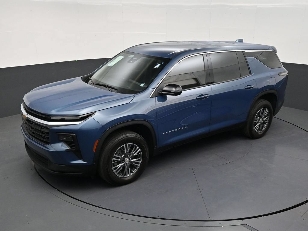 2024 Chevrolet Traverse LS