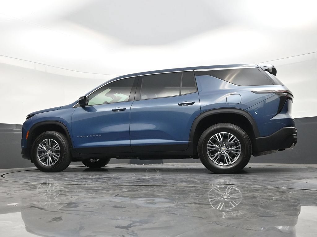 2024 Chevrolet Traverse LS