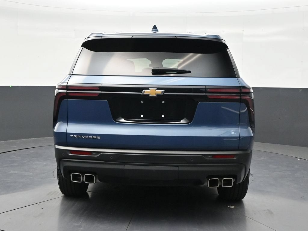 2024 Chevrolet Traverse LS