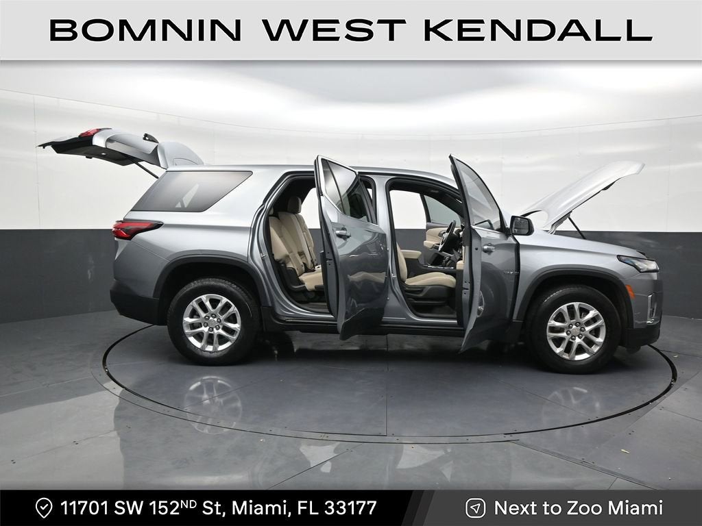 2023 Chevrolet Traverse LS