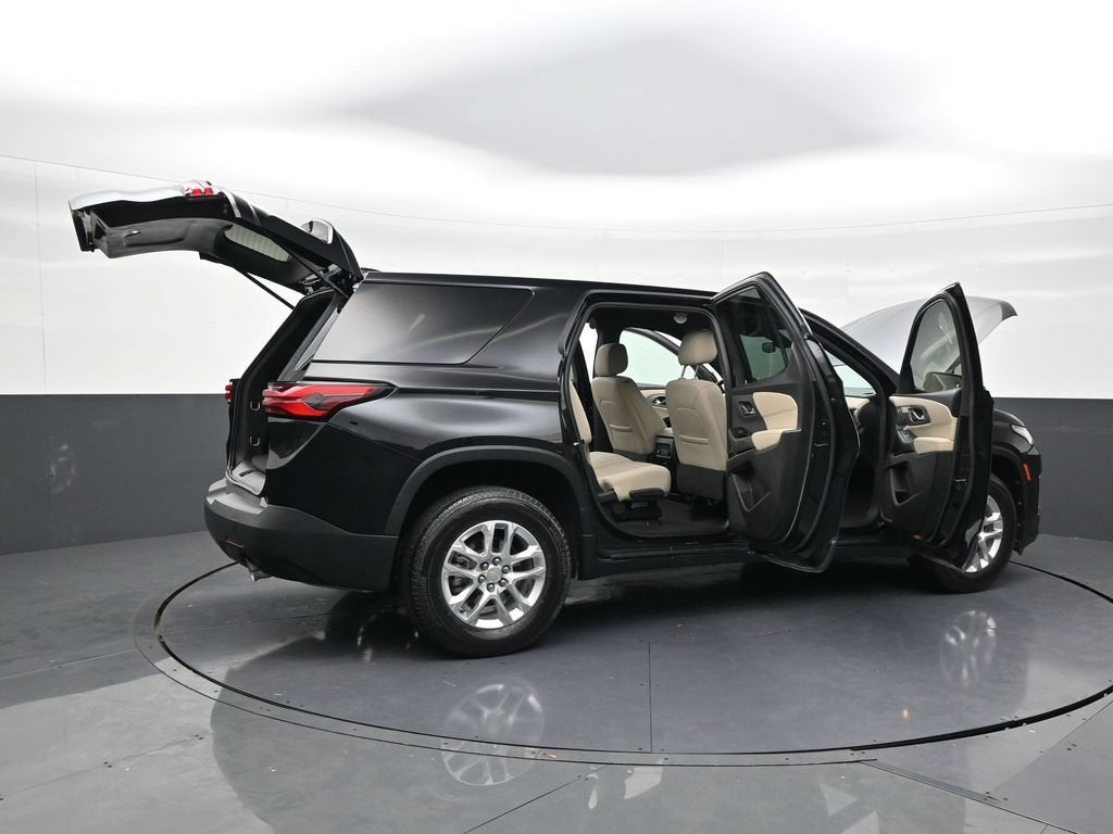 2022 Chevrolet Traverse LS