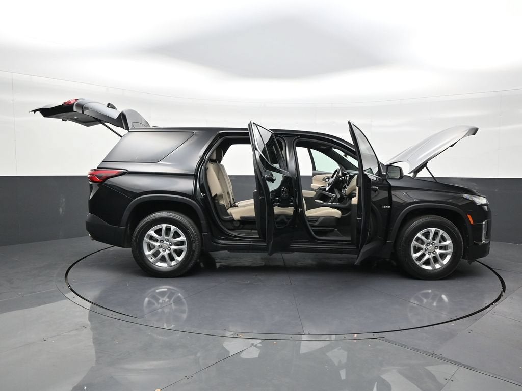 2022 Chevrolet Traverse LS