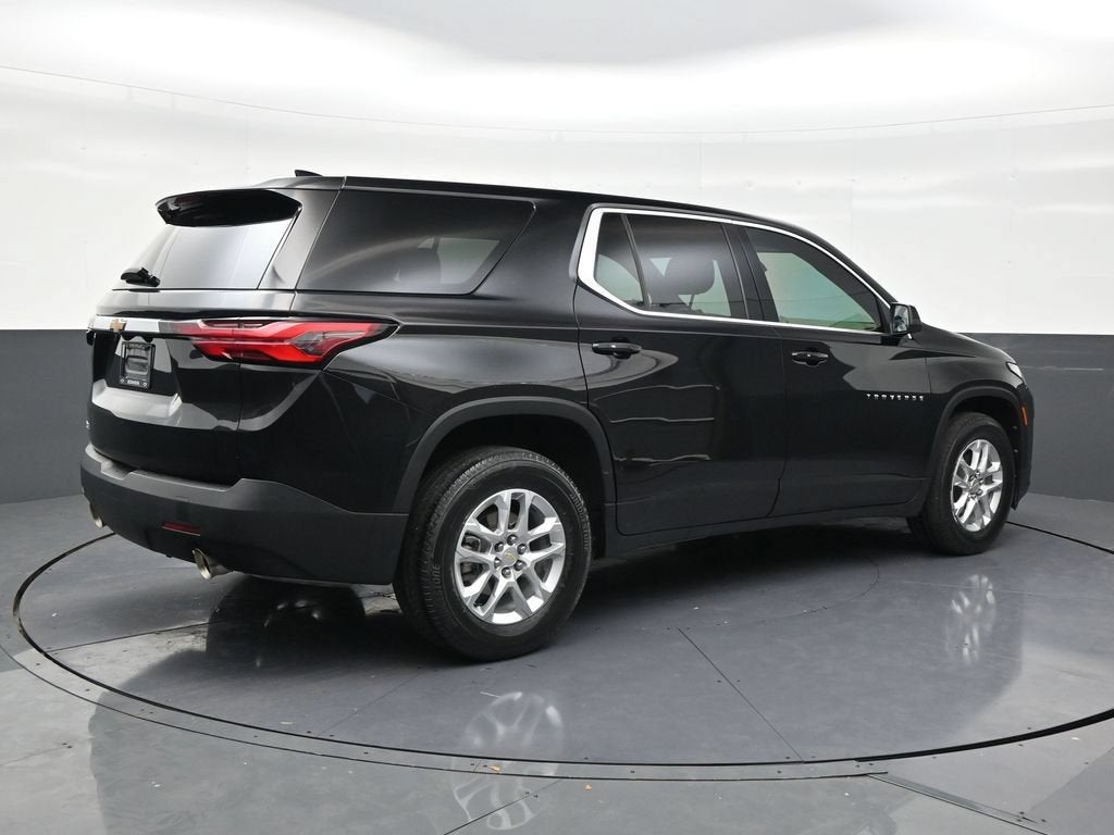2022 Chevrolet Traverse LS