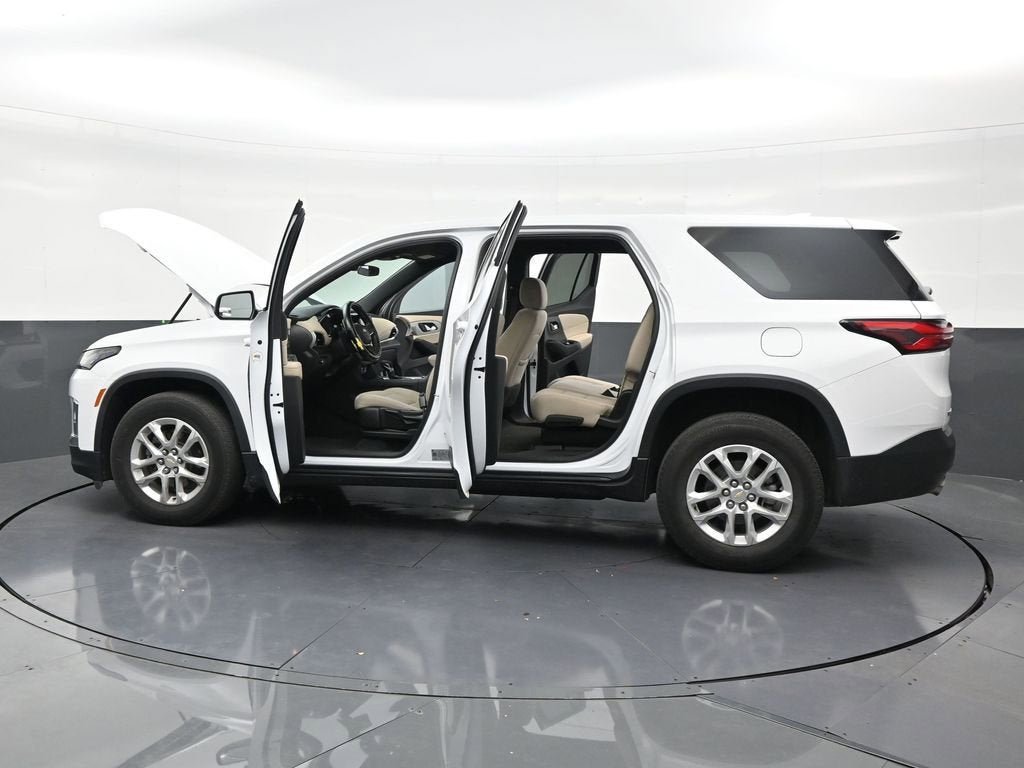 2023 Chevrolet Traverse LS