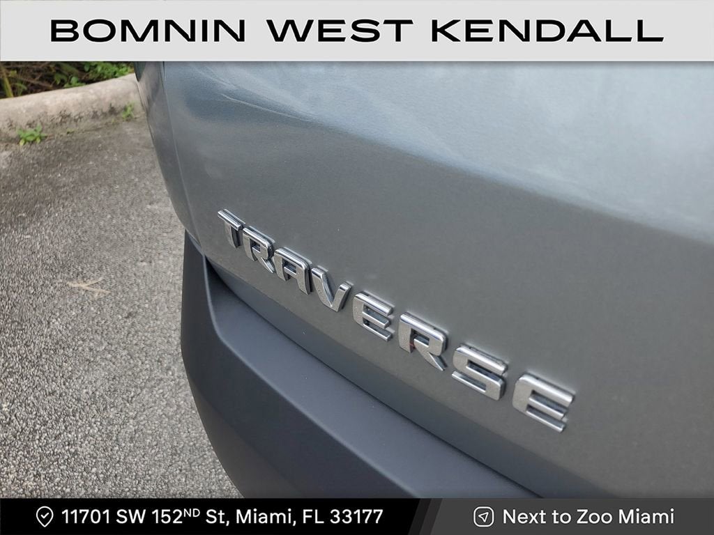 2023 Chevrolet Traverse LS