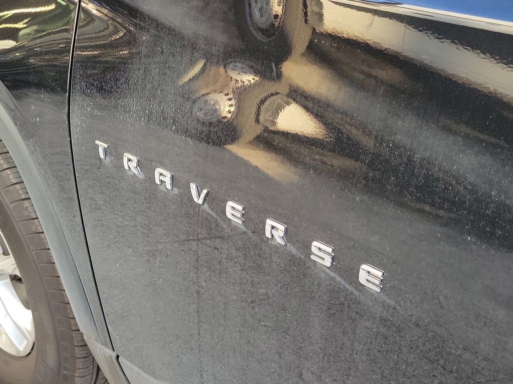 2021 Chevrolet Traverse LS