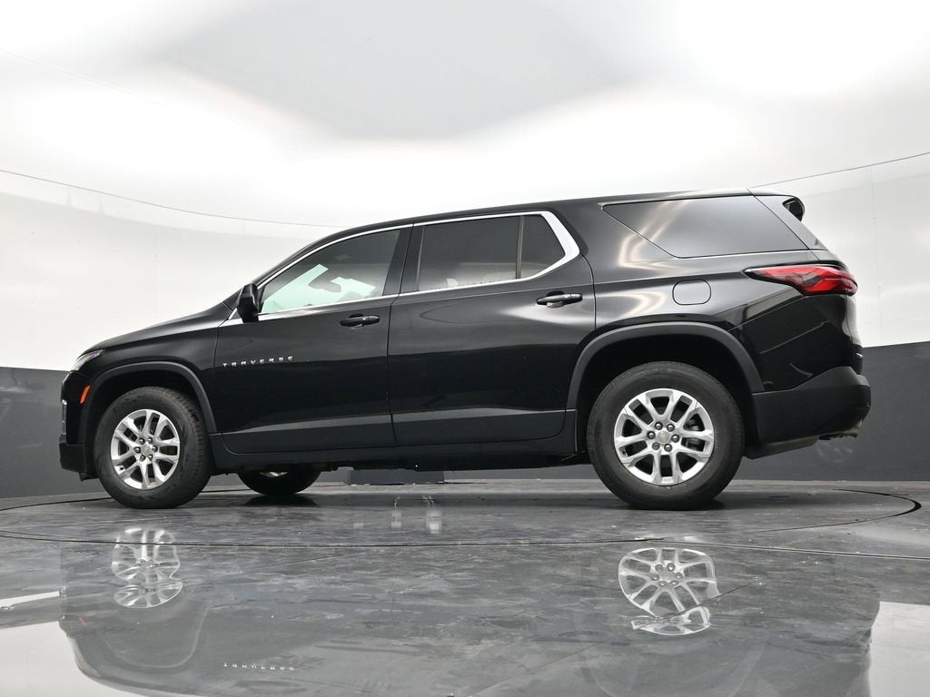2023 Chevrolet Traverse LS