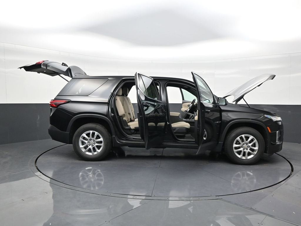 2023 Chevrolet Traverse LS