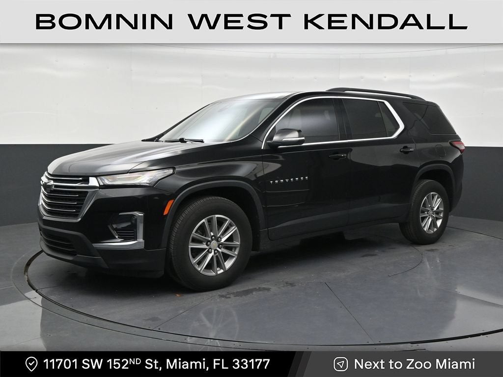 2023 Chevrolet Traverse LT Cloth