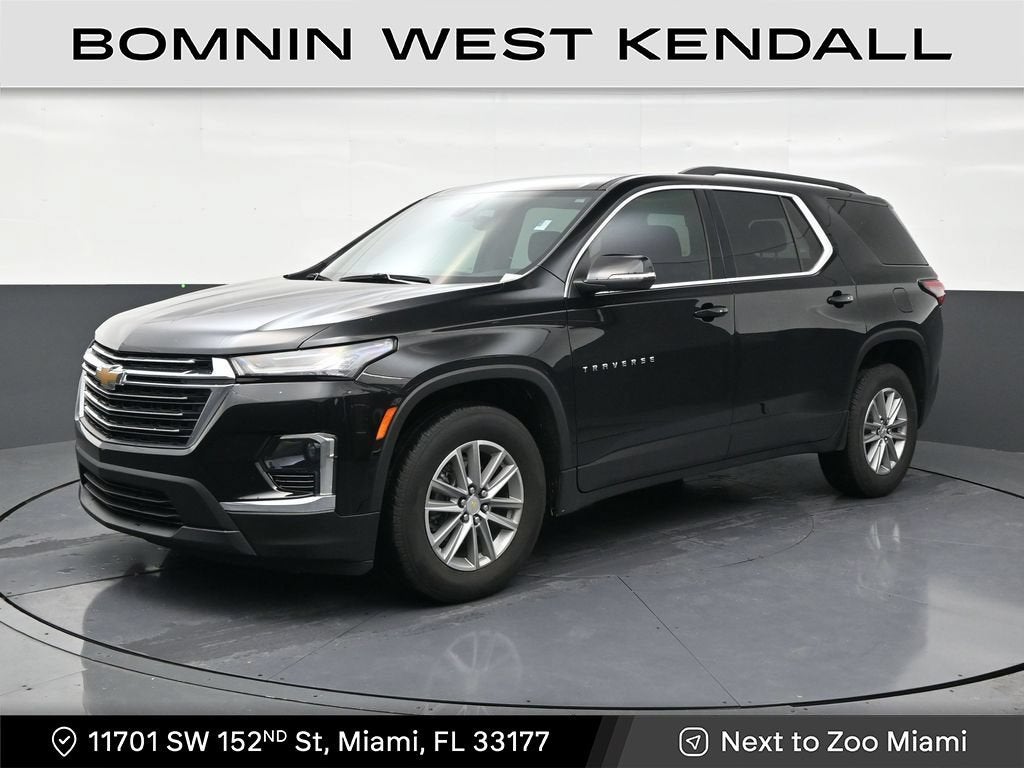 2023 Chevrolet Traverse LT Cloth