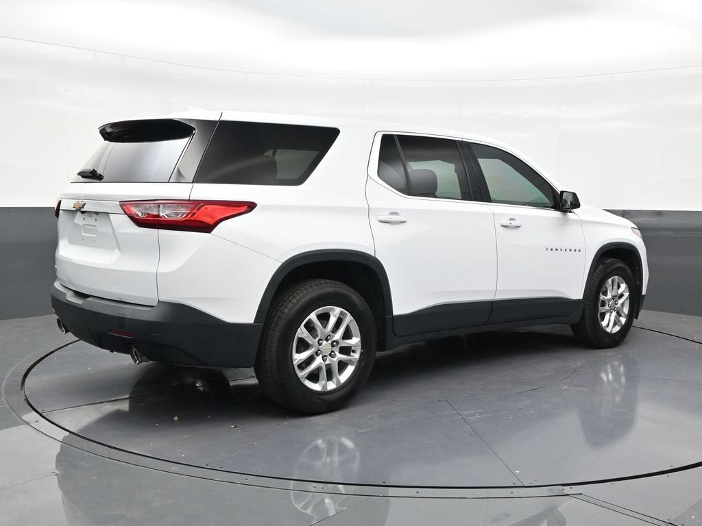 2018 Chevrolet Traverse LT Cloth
