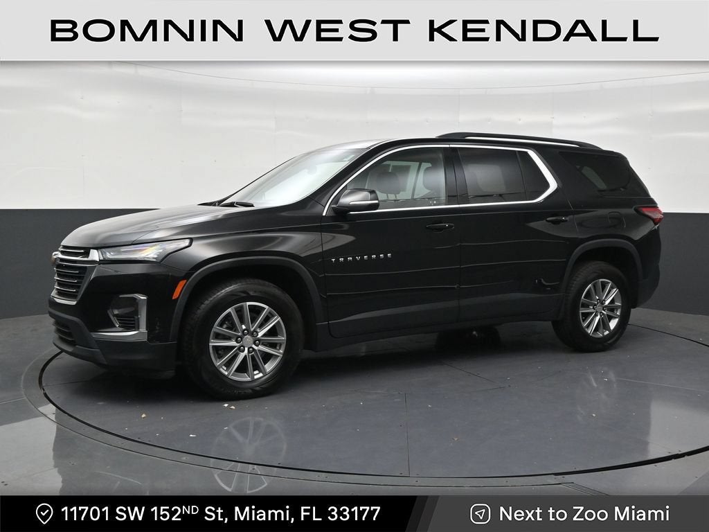 2023 Chevrolet Traverse LT Cloth
