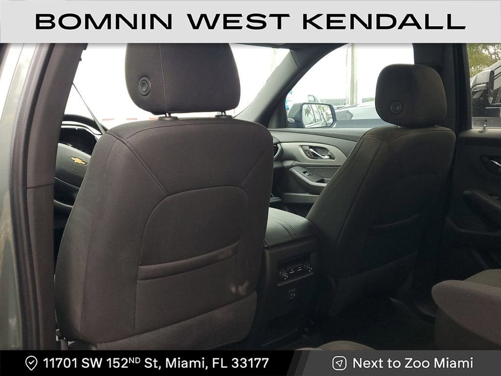 2023 Chevrolet Traverse LT Cloth