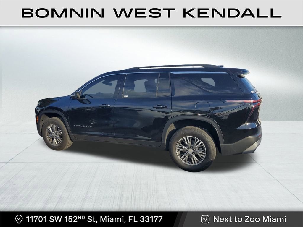 2025 Chevrolet Traverse LT
