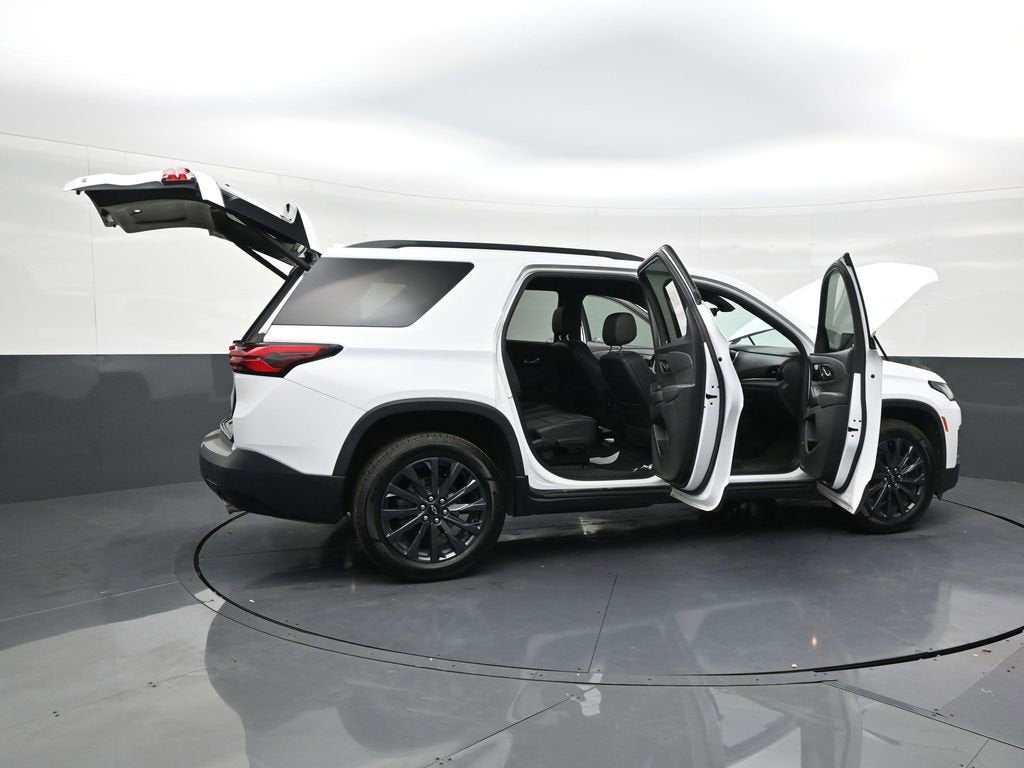 2022 Chevrolet Traverse RS
