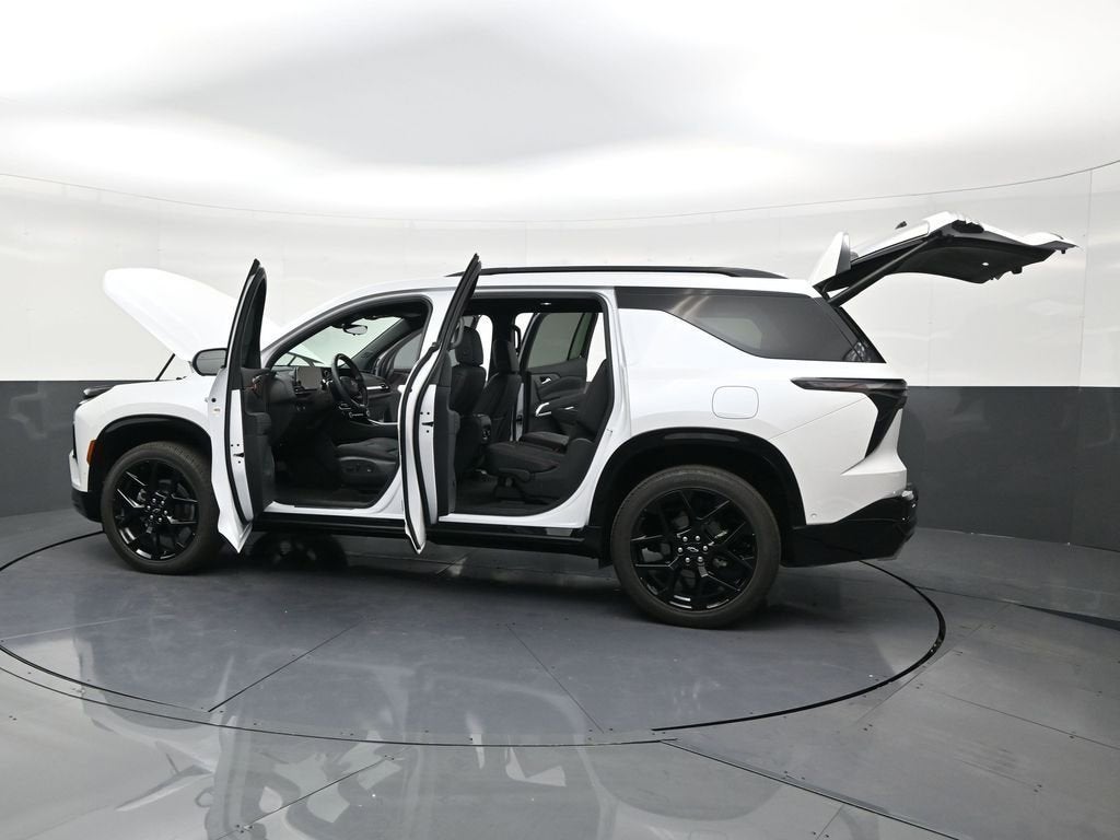 2025 Chevrolet Traverse RS