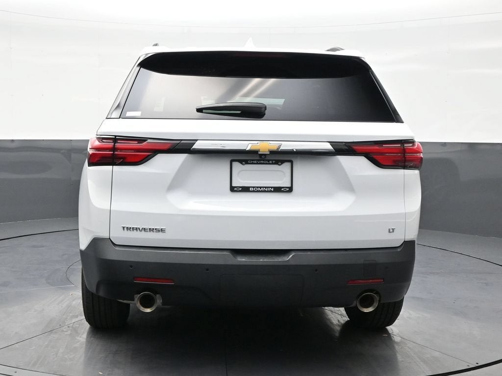 2024 Chevrolet Traverse Limited LT Cloth
