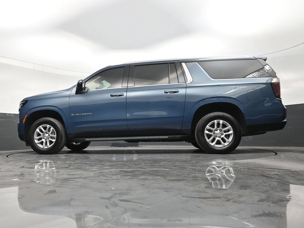 2025 Chevrolet Suburban LS