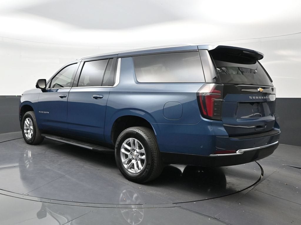 2025 Chevrolet Suburban LS