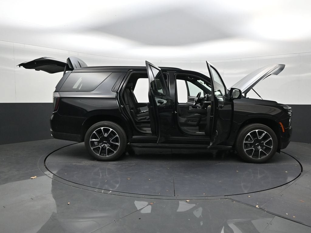 2025 Chevrolet Tahoe RST