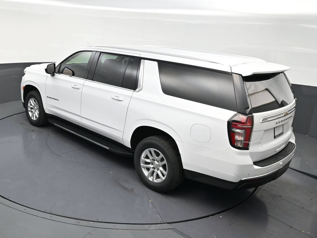 2023 Chevrolet Suburban LS