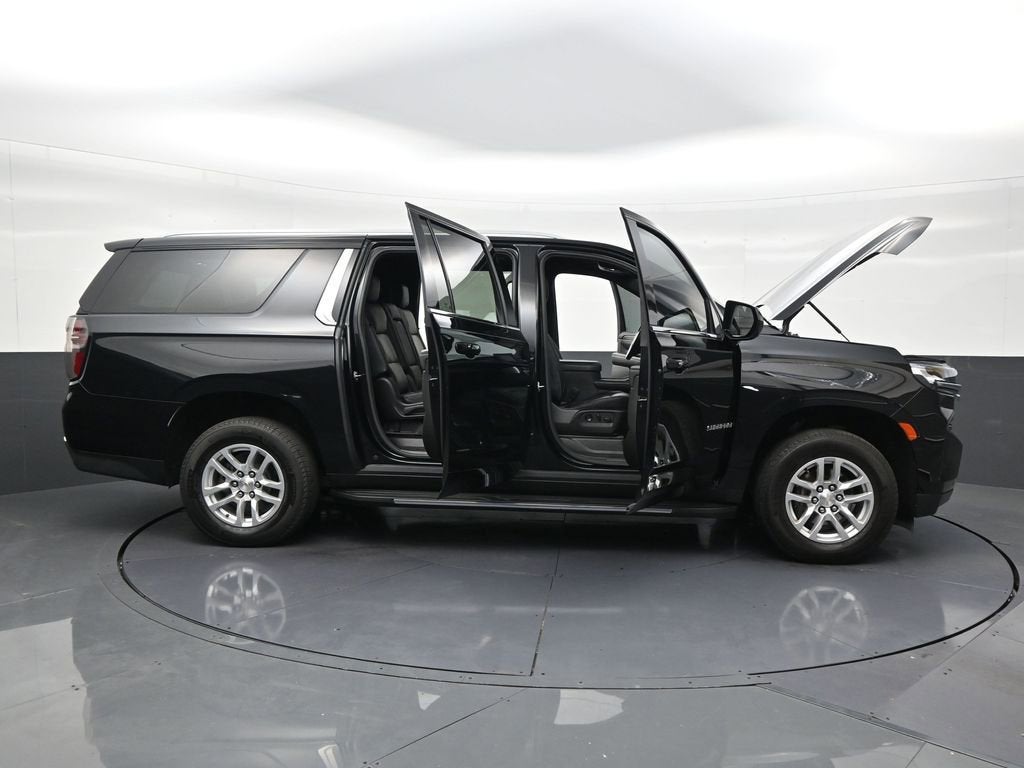 2024 Chevrolet Suburban LS