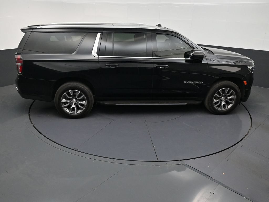 2024 Chevrolet Suburban LT