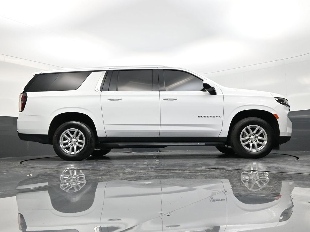 2022 Chevrolet Suburban LT