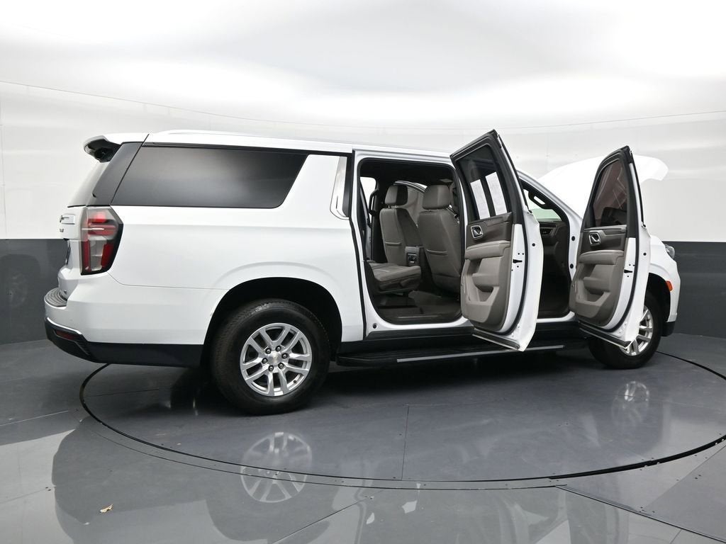 2022 Chevrolet Suburban LT