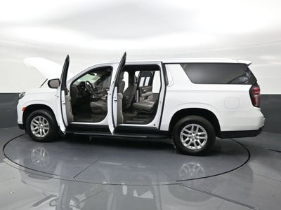 2022 Chevrolet Suburban LT