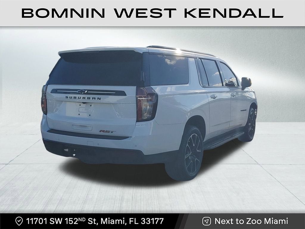 2023 Chevrolet Suburban RST