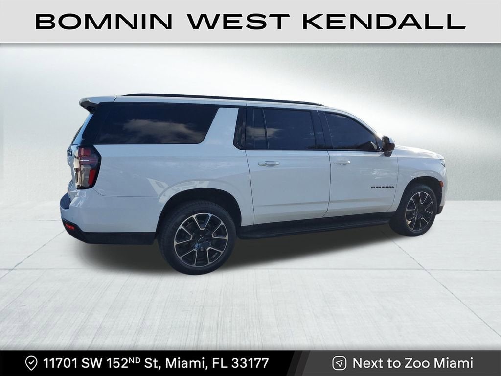 2023 Chevrolet Suburban RST