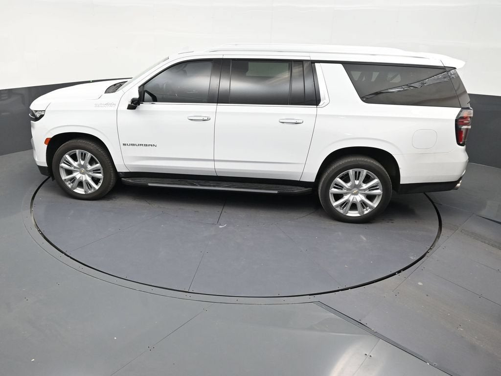 2022 Chevrolet Suburban High Country