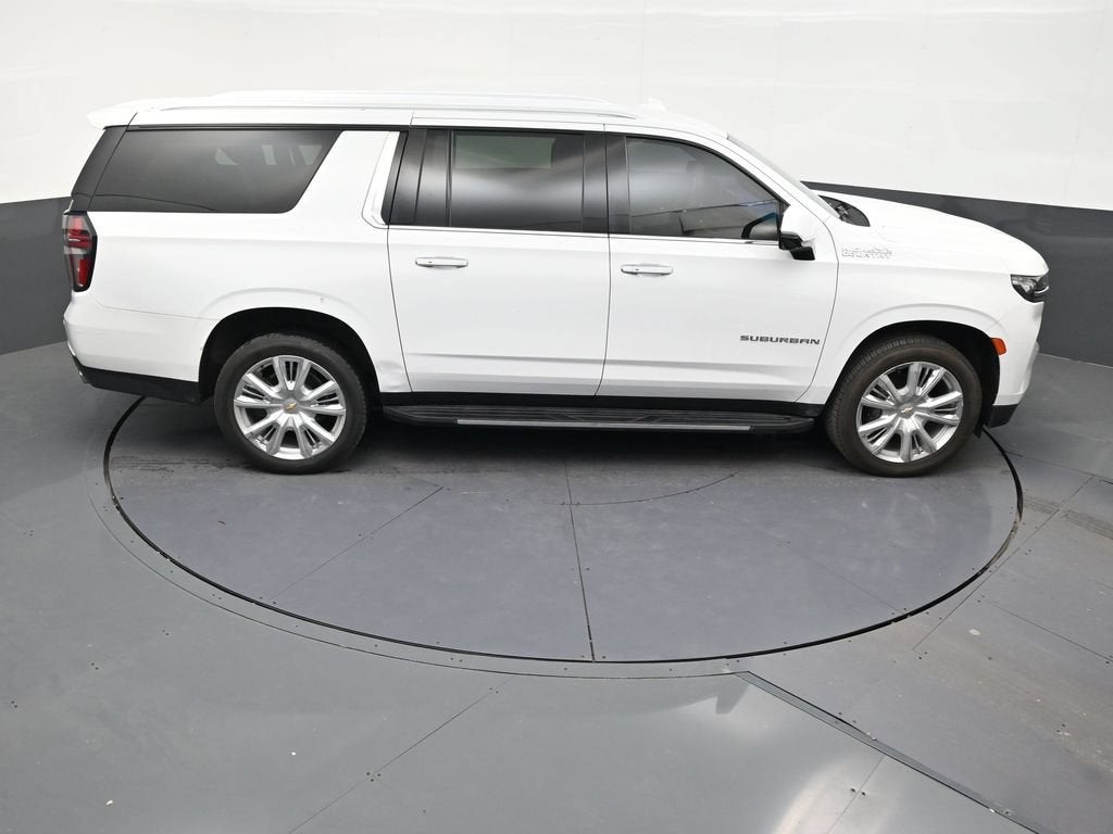 2022 Chevrolet Suburban High Country