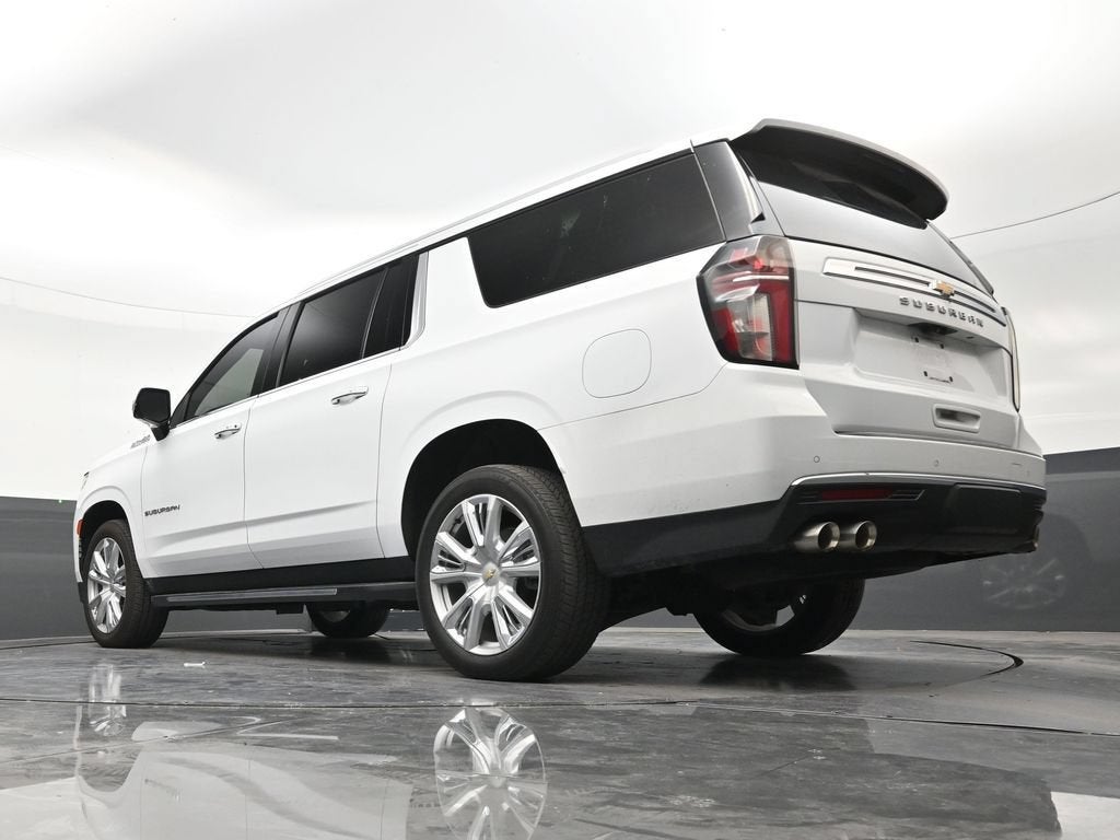 2022 Chevrolet Suburban High Country