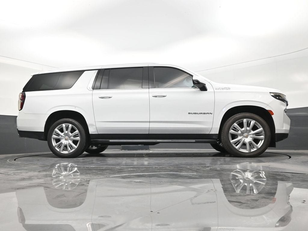 2022 Chevrolet Suburban High Country