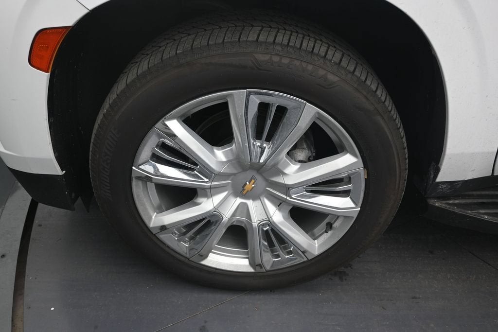 2022 Chevrolet Suburban High Country
